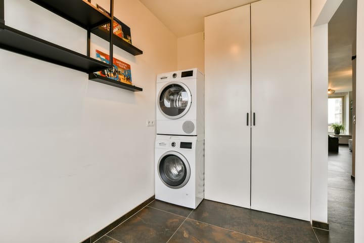 Photo 16 of Karel Doormanstraat 28