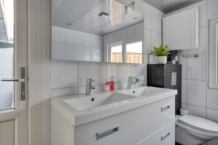 Foto 15 van Leliestraat 119