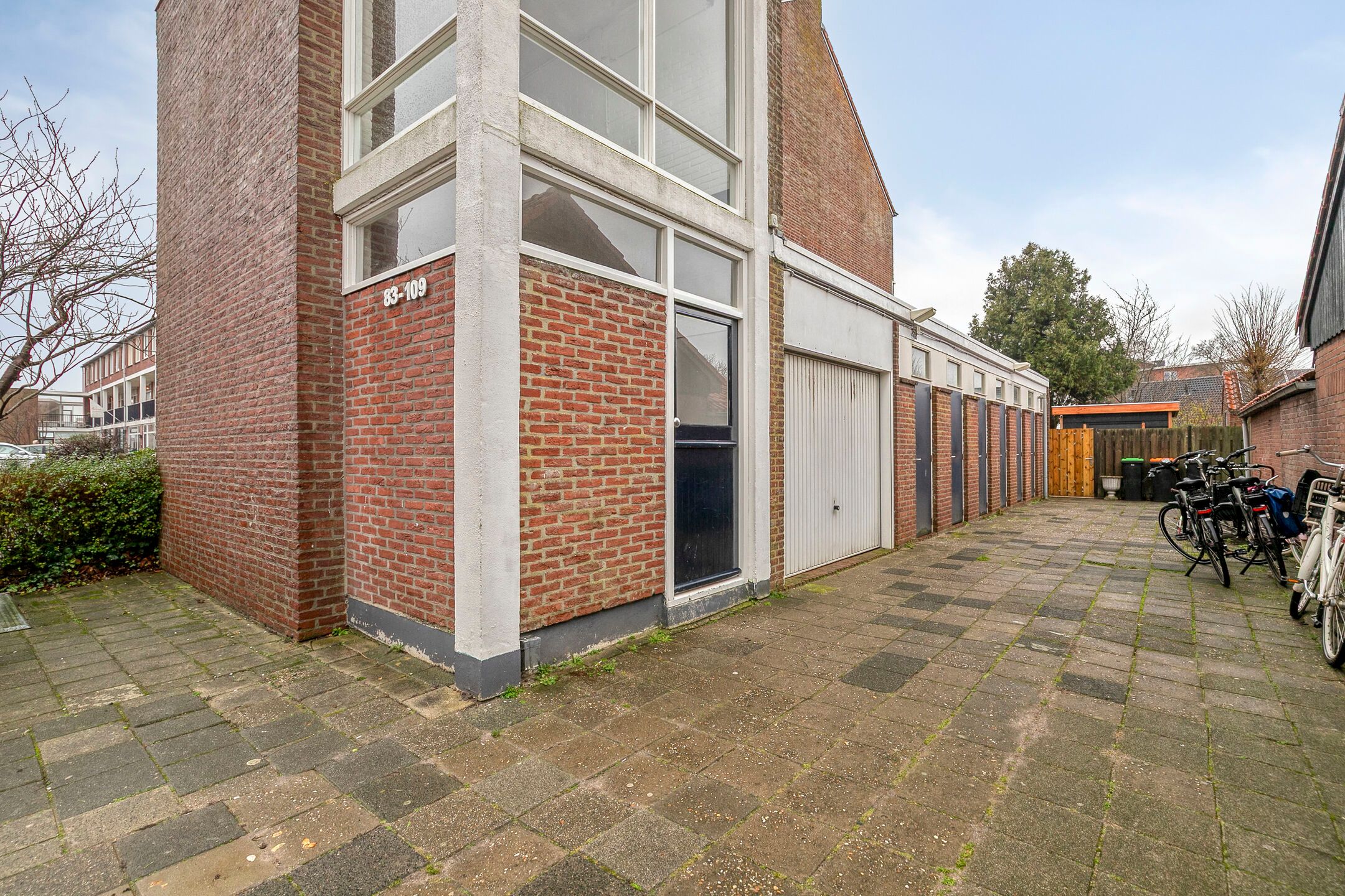 Photo 9 of Marinus Poststraat 107