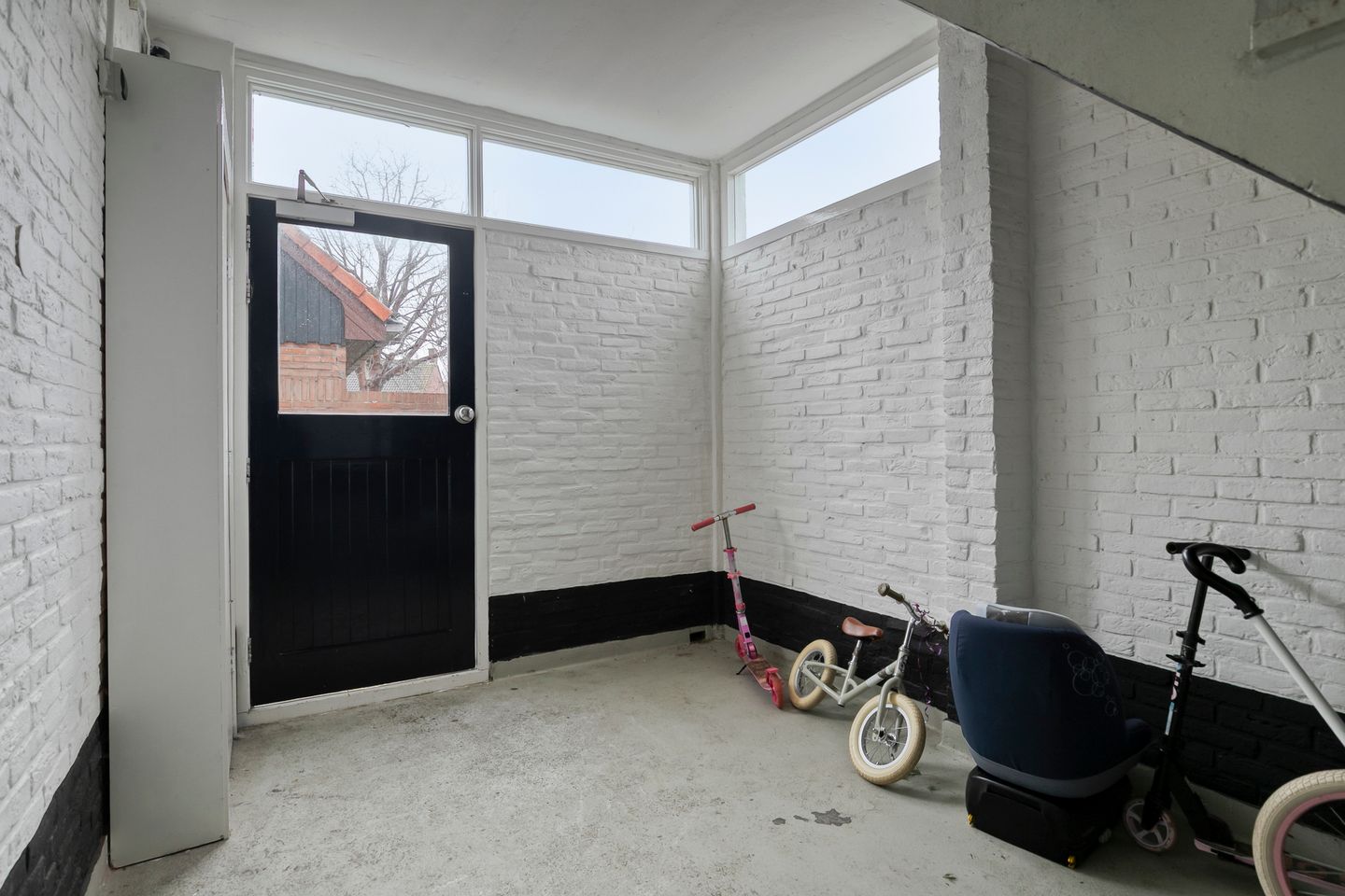 Photo 10 of Marinus Poststraat 107