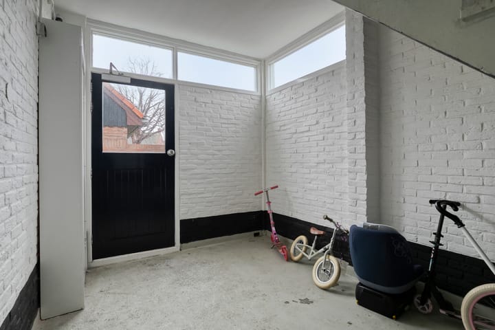 Foto 10 van Marinus Poststraat 107