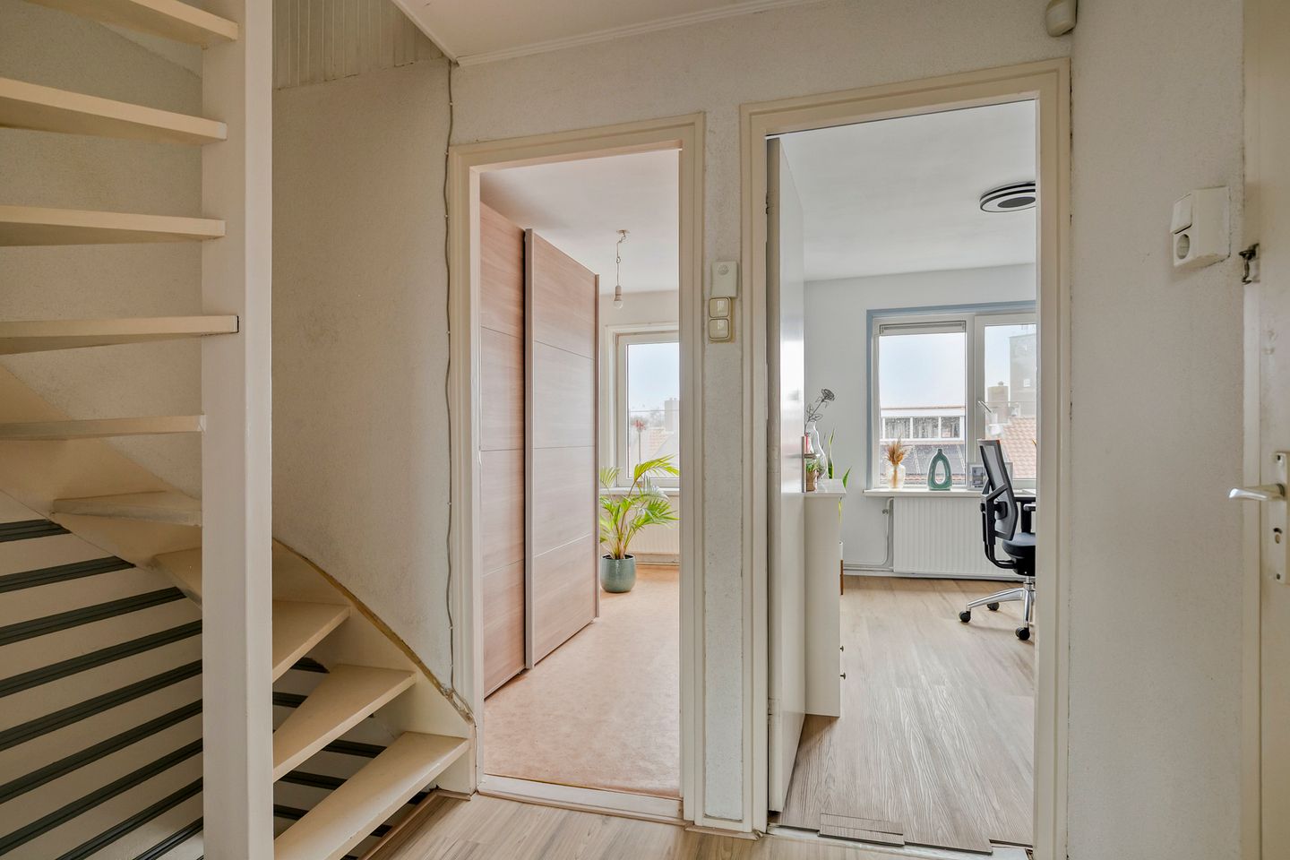 Photo 20 of Marinus Poststraat 107