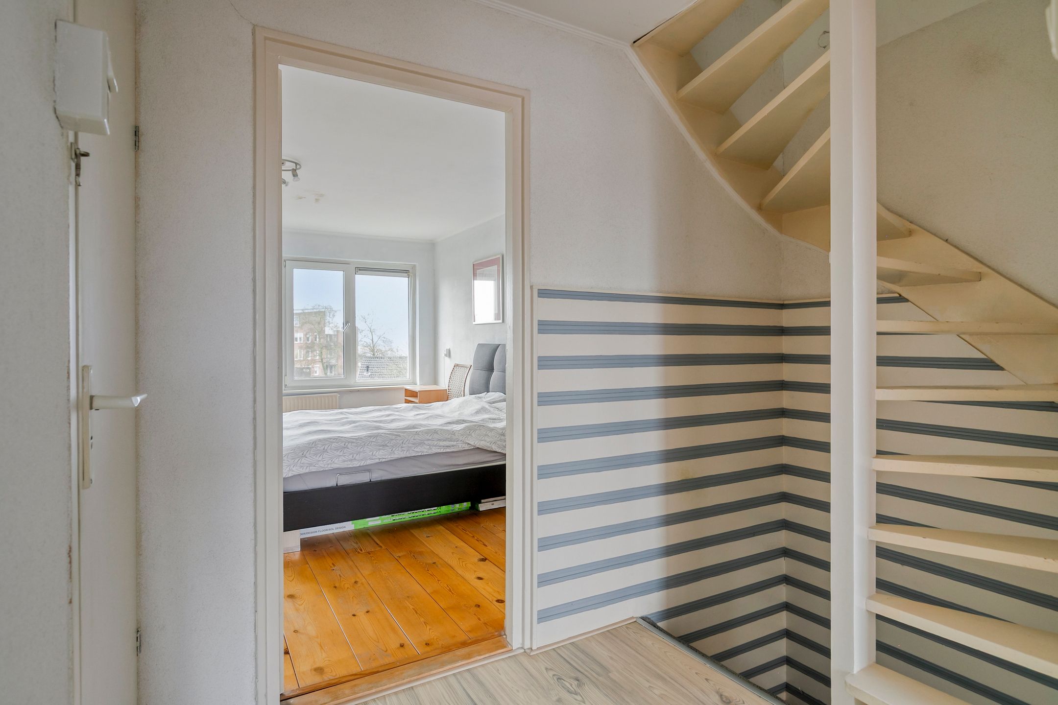 Photo 21 of Marinus Poststraat 107