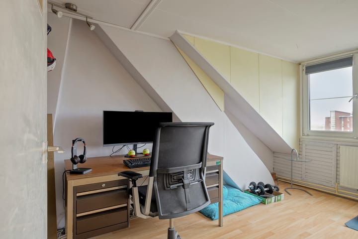 Foto 33 van Marinus Poststraat 107