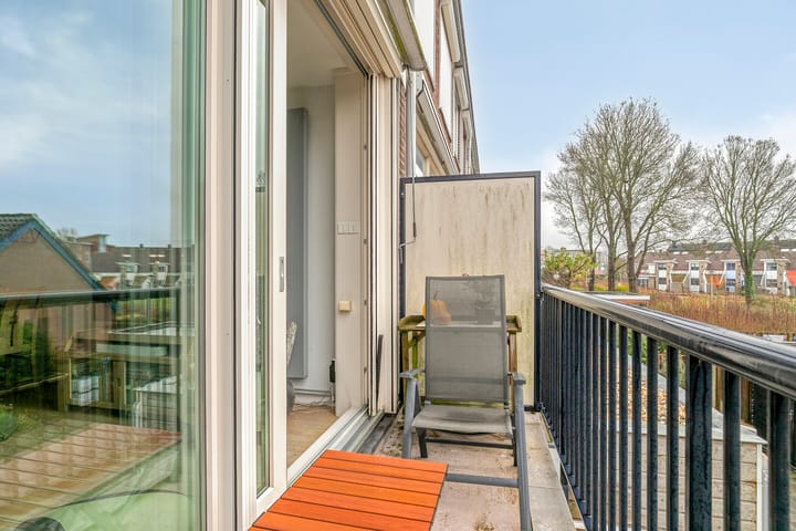 Foto 37 van Marinus Poststraat 107