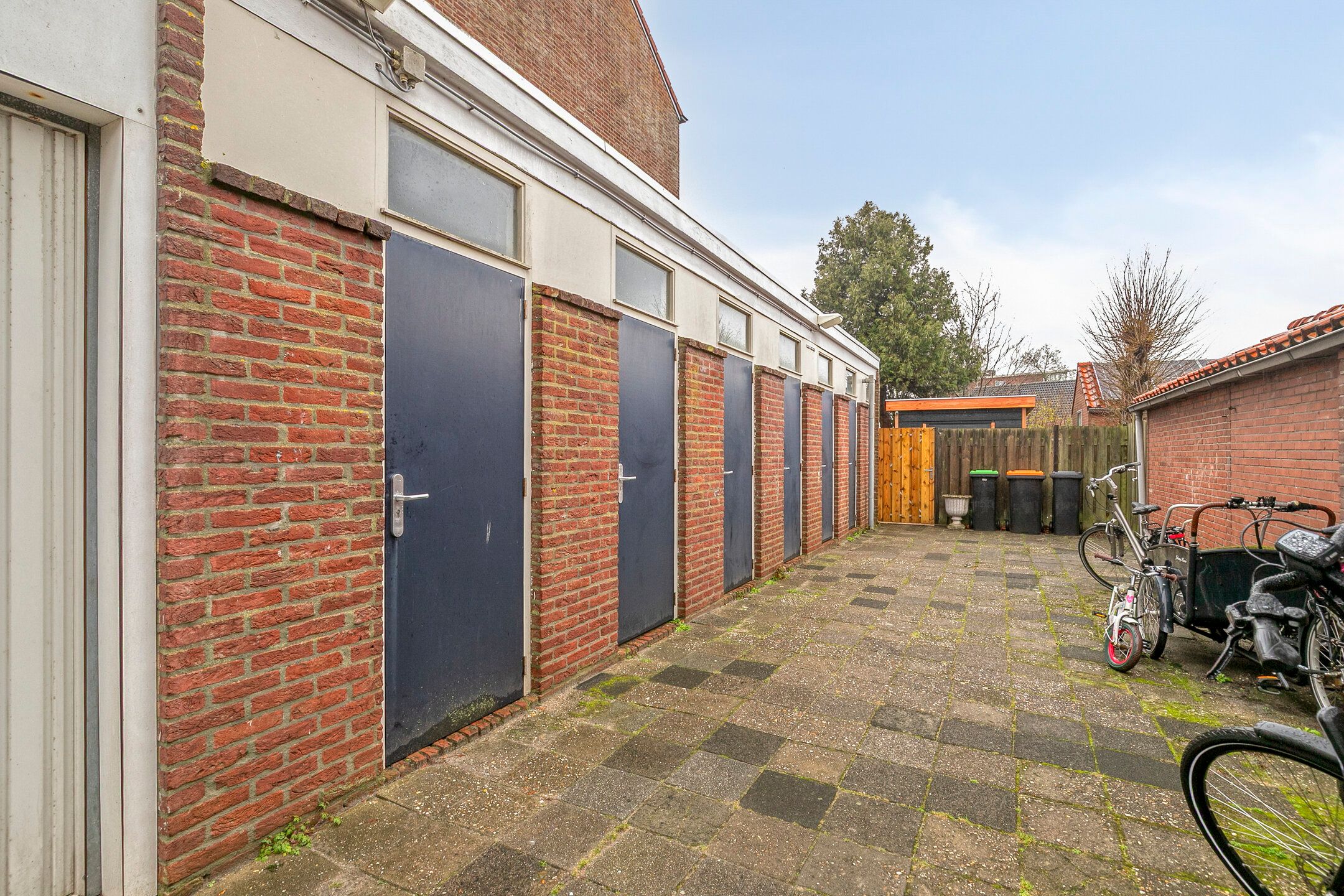 Photo 39 of Marinus Poststraat 107