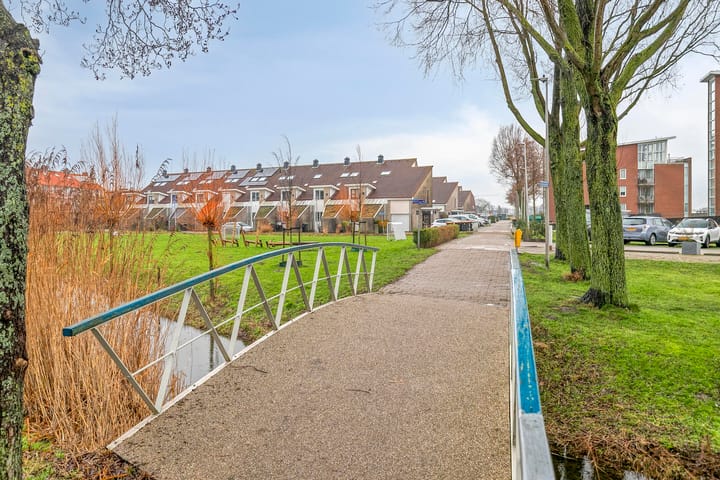 Foto 45 van Marinus Poststraat 107