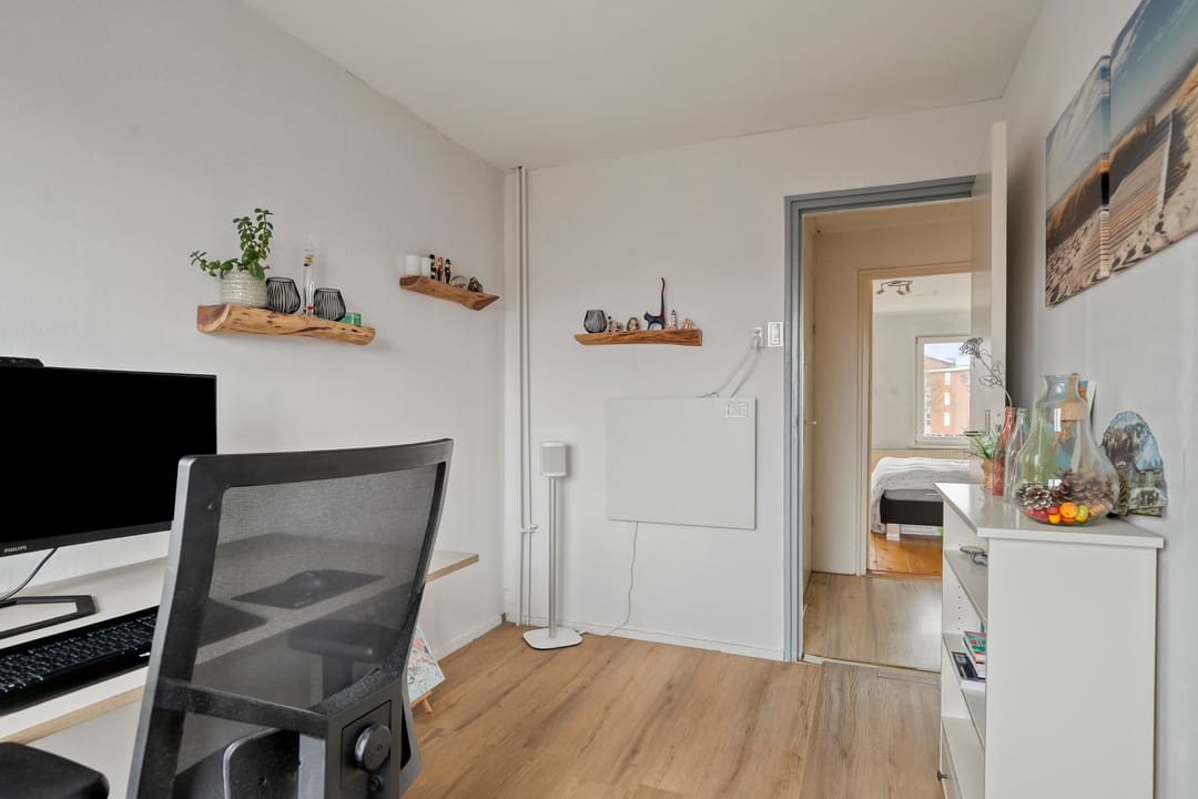 Photo 28 of Marinus Poststraat 107