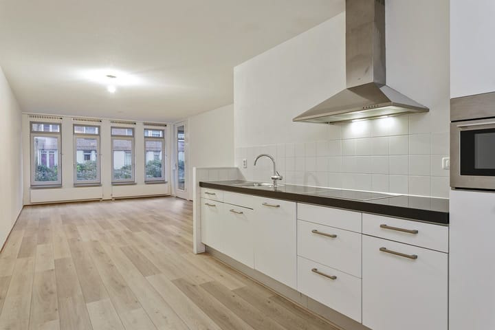 Foto 2 van Eosstraat 374