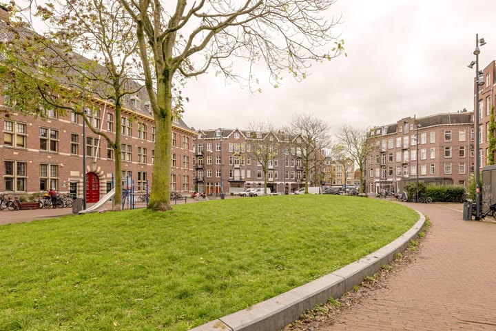 Foto 29 van Staringplein 6-2