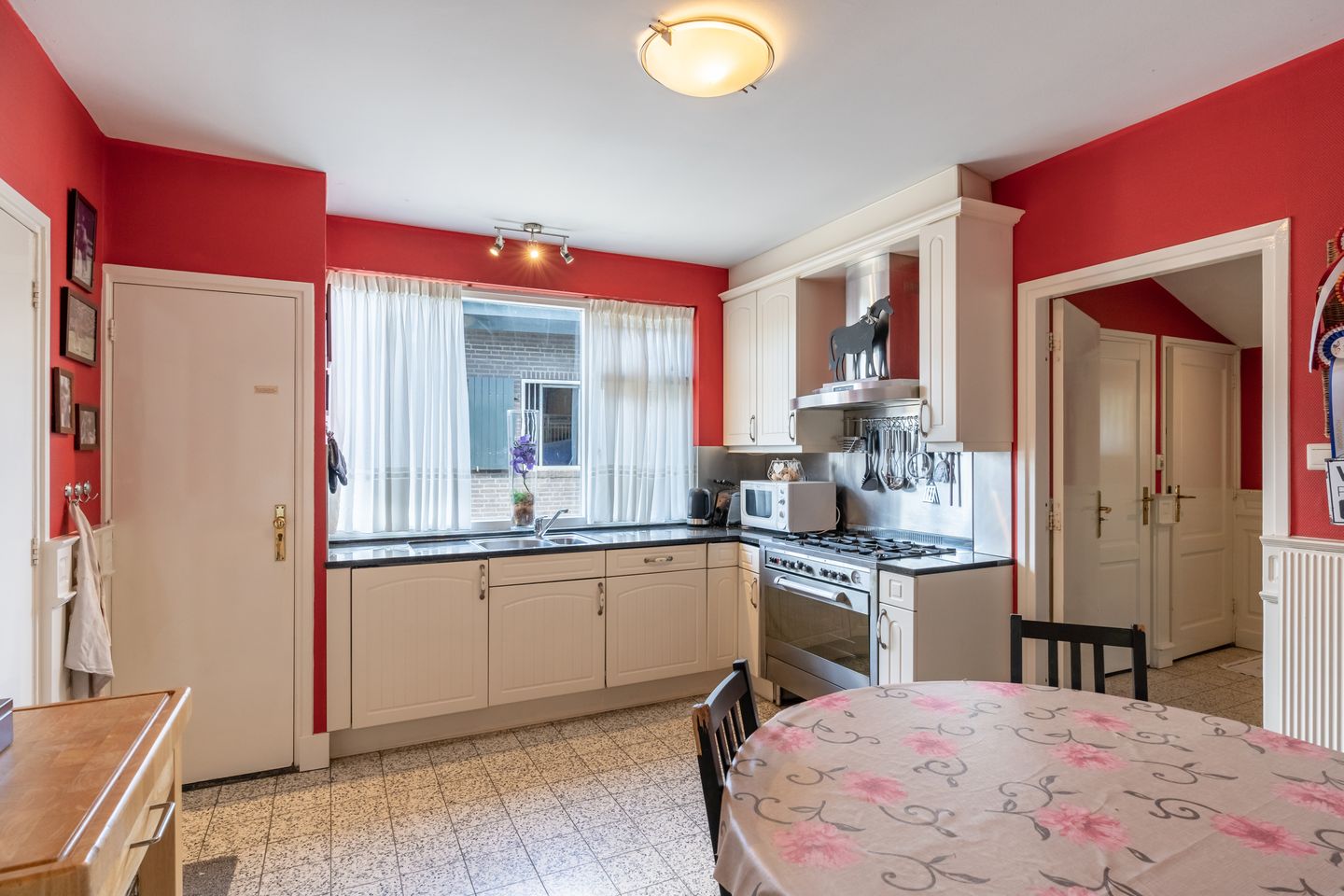 Photo 19 of Kapelstraat 12-14