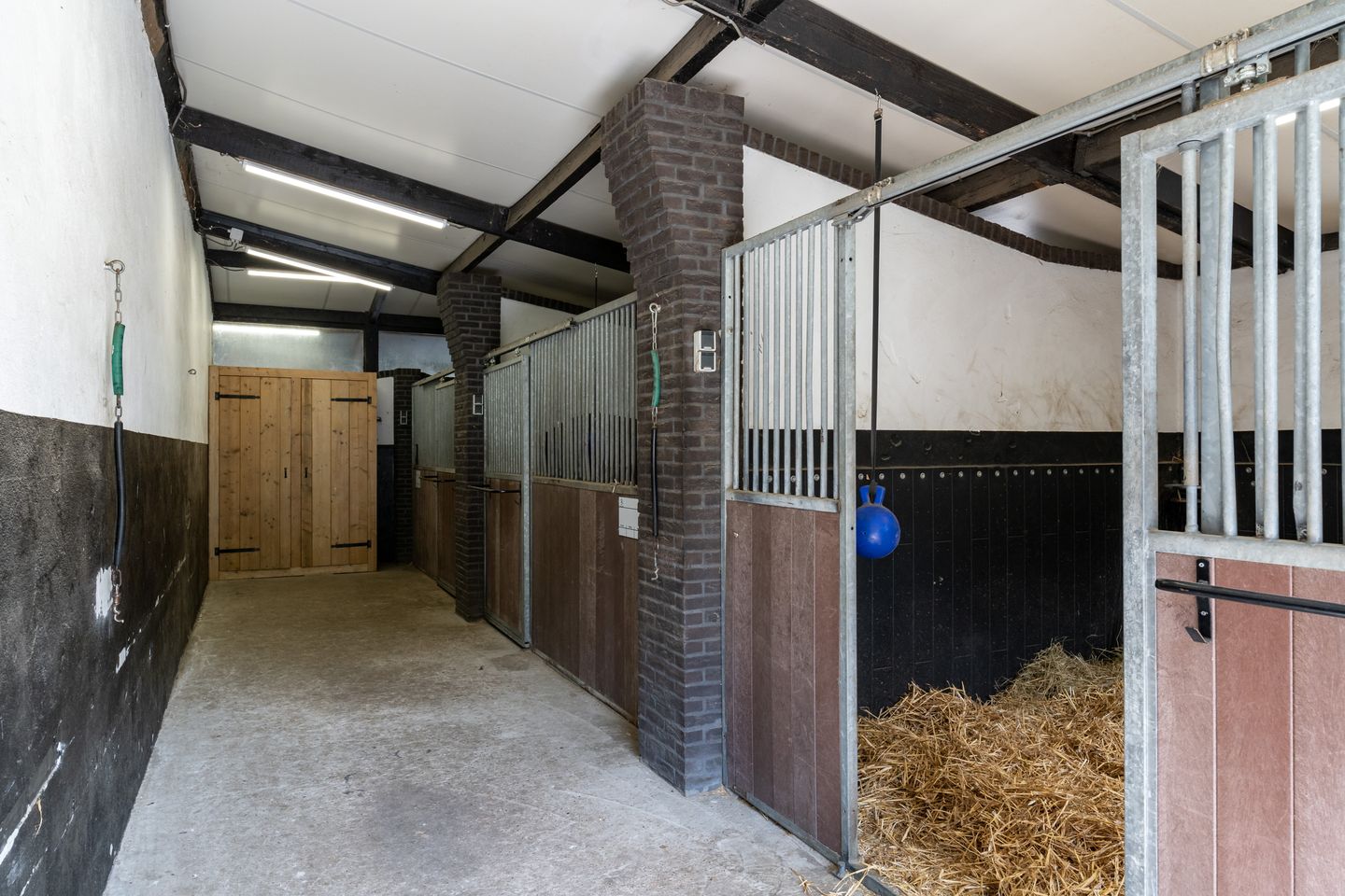 Photo 40 of Kapelstraat 12-14