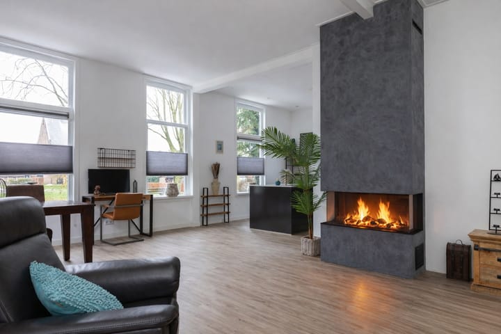 Foto 2 van Dorpsstraat 9