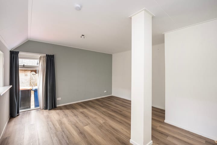 Foto 38 van Dorpsstraat 9