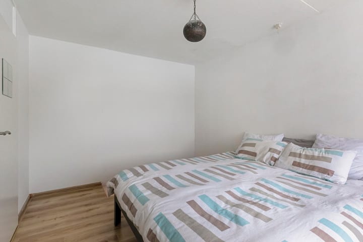 Foto 25 van Repel 83