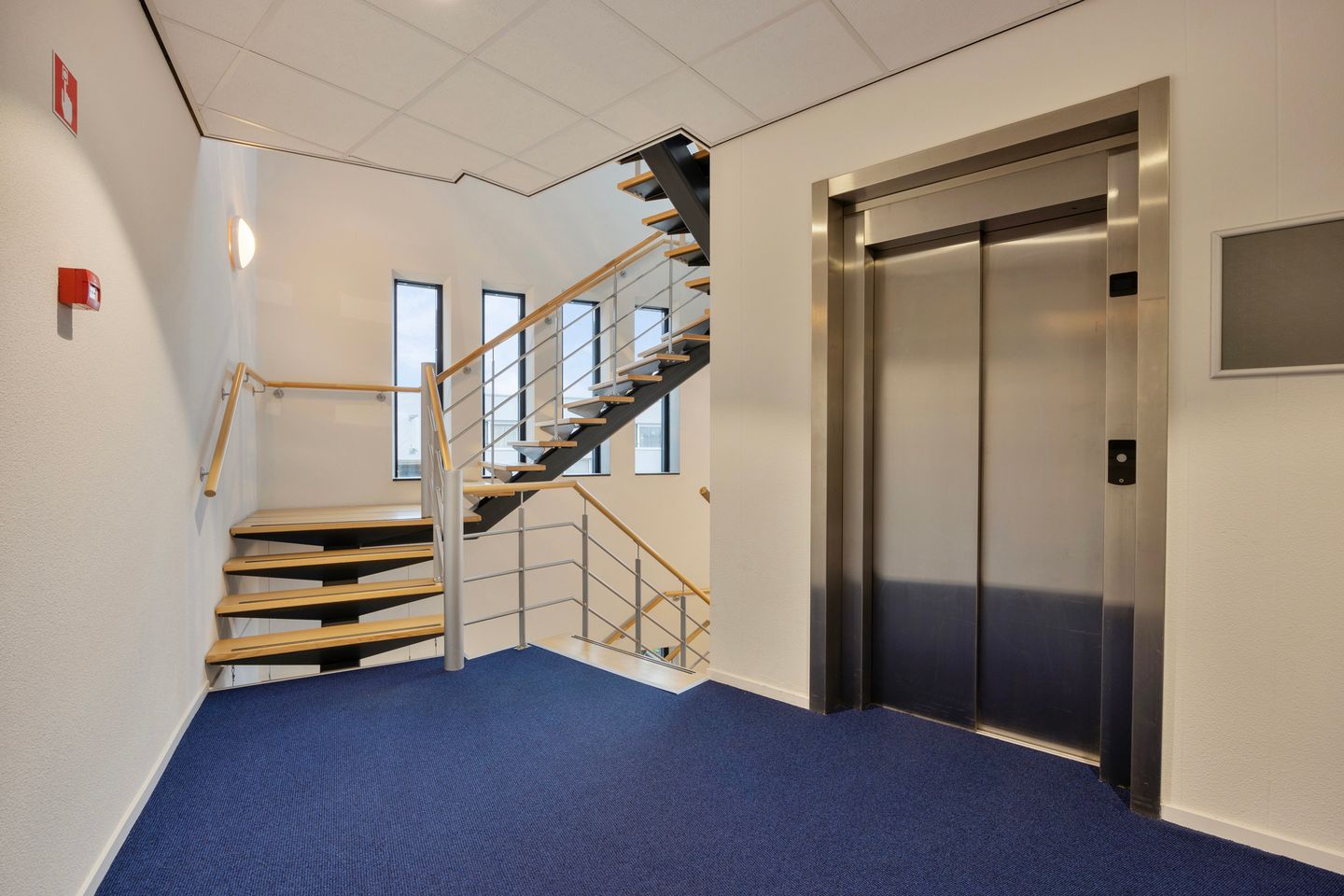 View photo 4 of Kerkenbos 1016