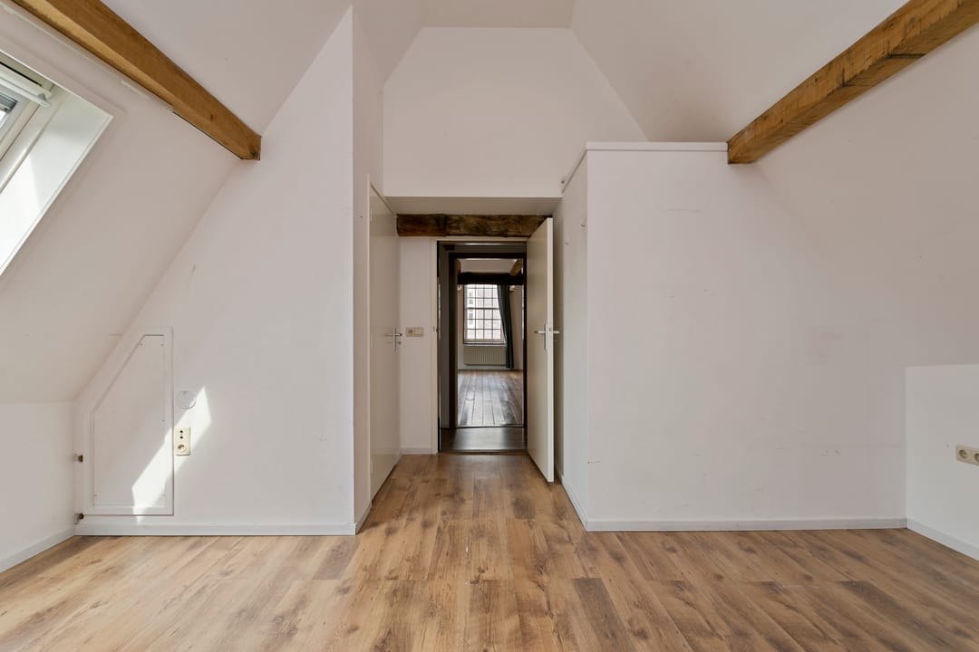 Photo 22 of Kolonel Wilsstraat 8