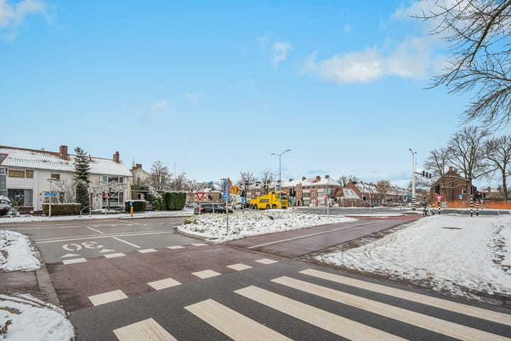 Foto 37 van Piuslaan 105