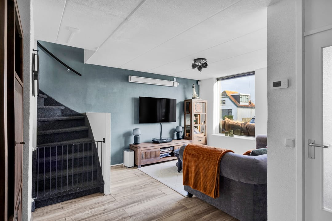 Photo 8 of It Leech 12