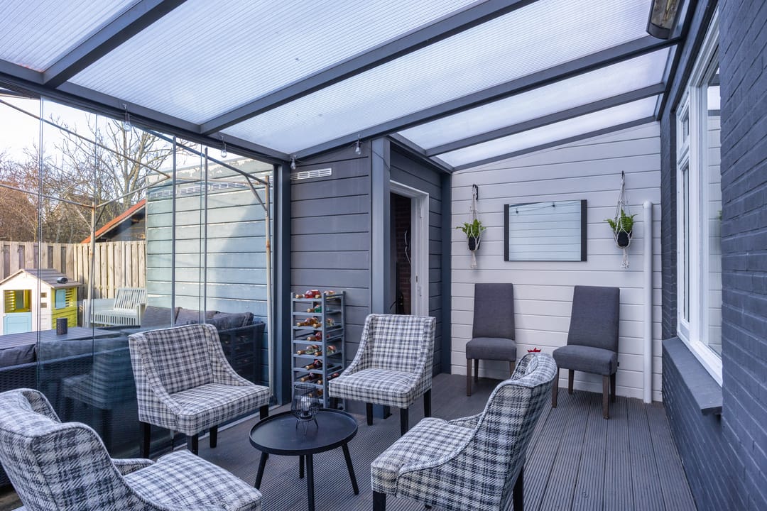 Photo 16 of It Leech 12