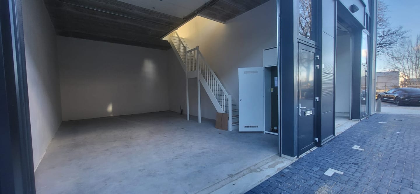 View photo 3 of Vaartveld 5-k