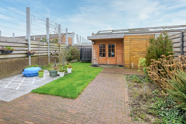 Foto 26 van Aagje Dekentuin 28