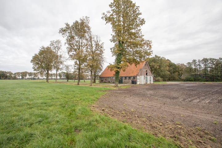 Photo 4 of Vosmaatweg 2