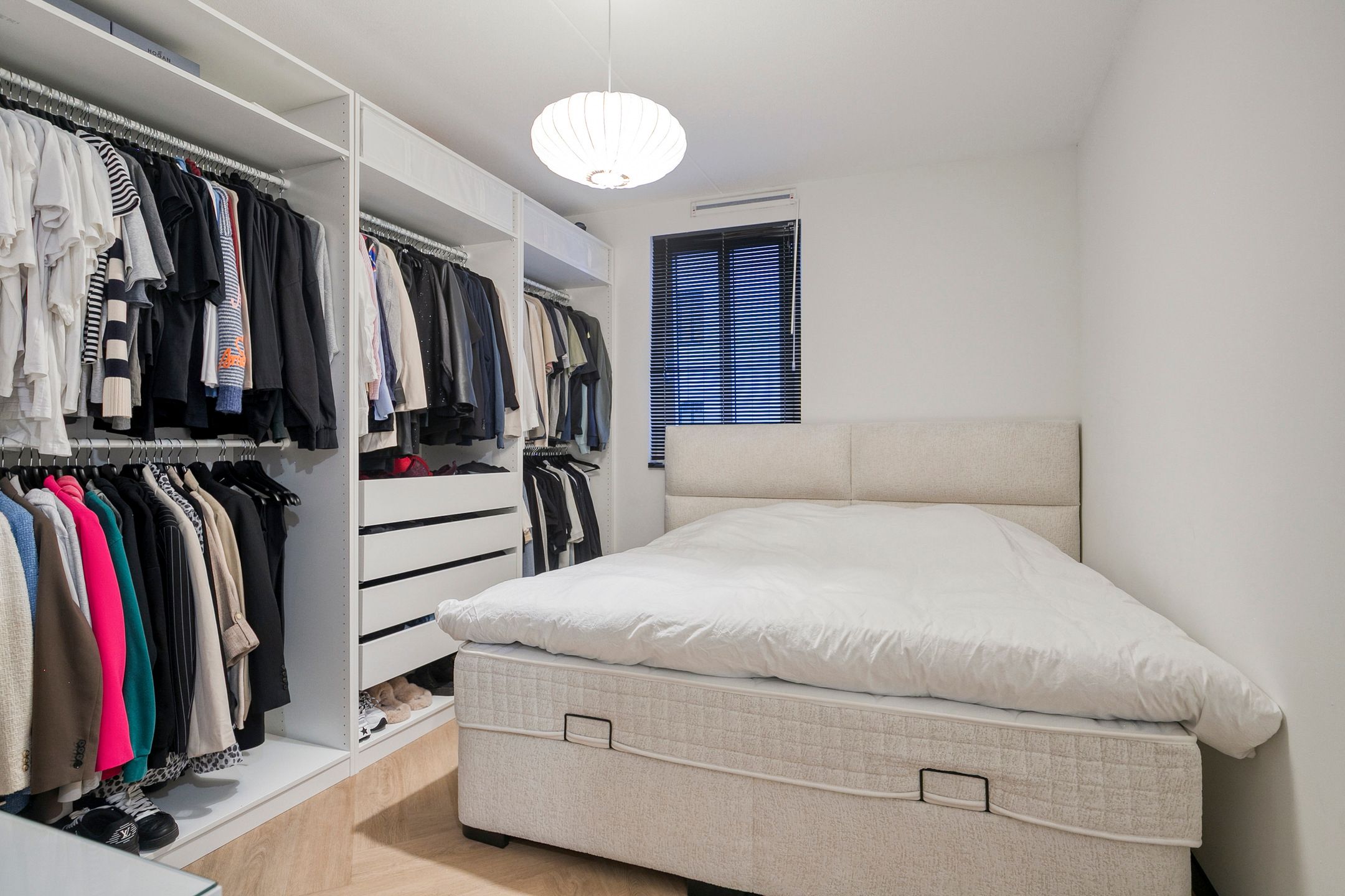 Foto 12 van Francisco Pizarrostraat 56