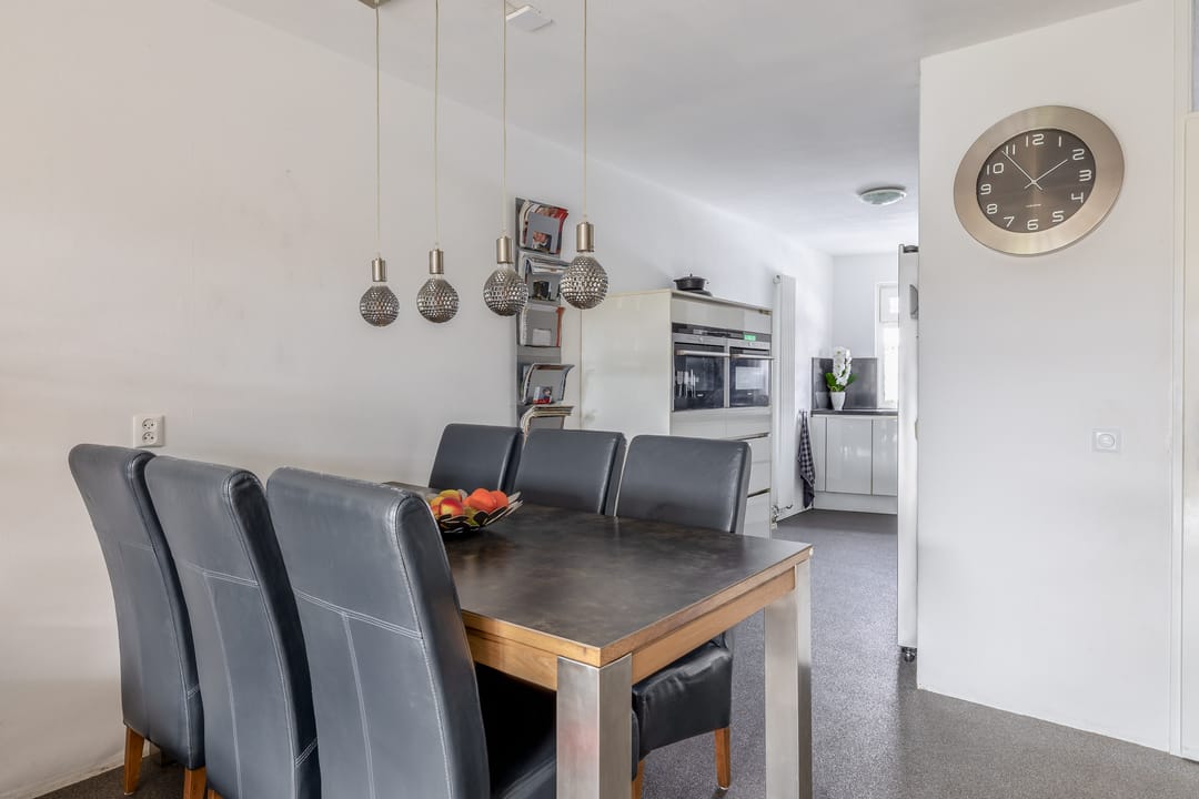 Foto 17 van Adrienne Solserpad 8