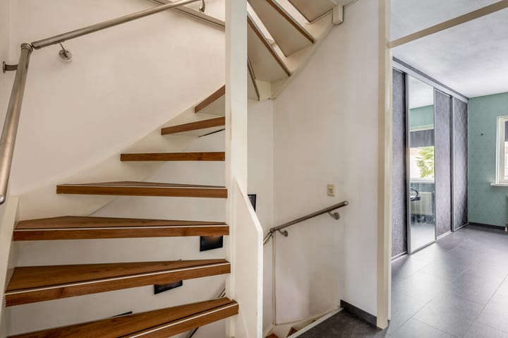 Foto 22 van Adrienne Solserpad 8