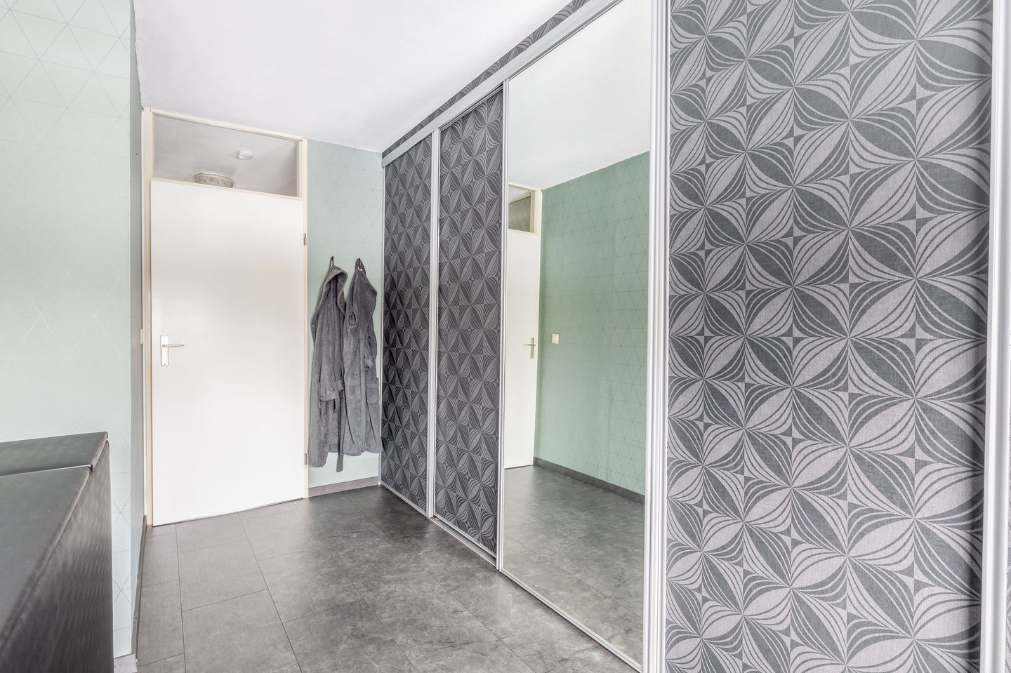 Foto 25 van Adrienne Solserpad 8