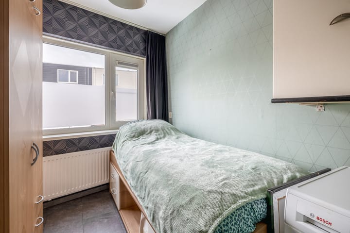 Foto 31 van Adrienne Solserpad 8