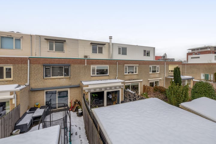 Foto 47 van Adrienne Solserpad 8