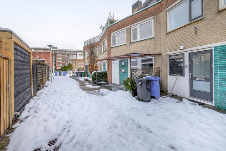 Foto 50 van Adrienne Solserpad 8