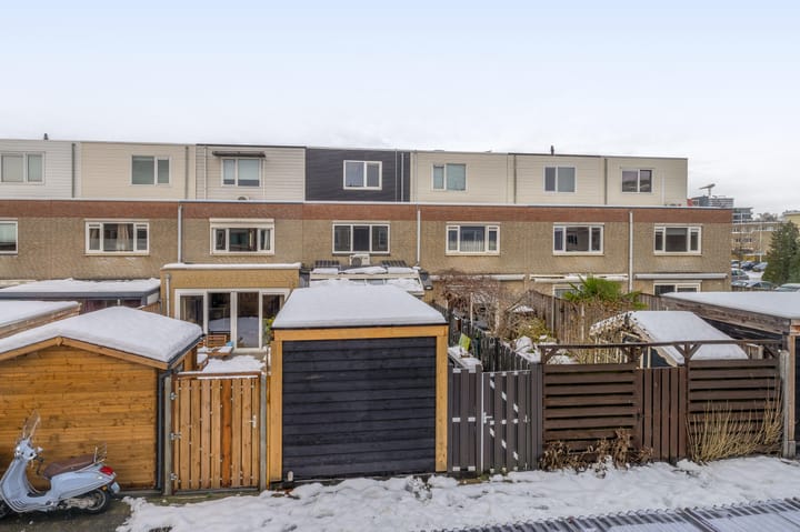 Foto 42 van Adrienne Solserpad 8