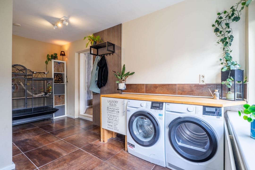 Photo 13 of Raadhuisstraat 57
