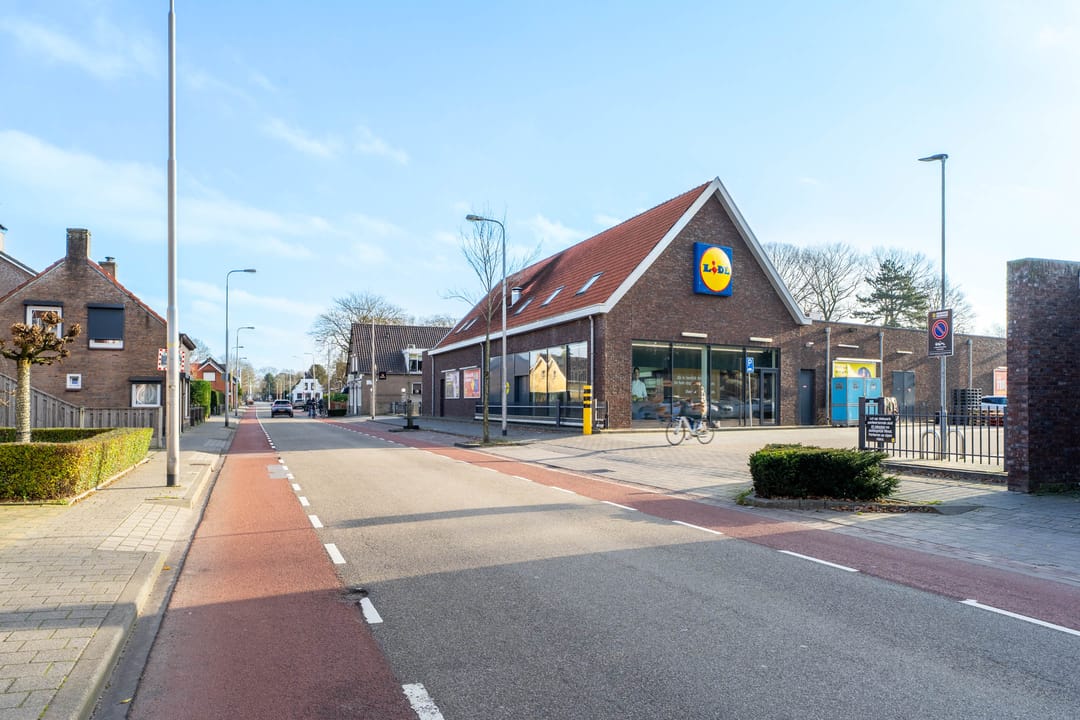 Photo 32 of Raadhuisstraat 57