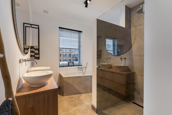 Foto 9 van Hendrik van Naaldwijkstraat 2-E