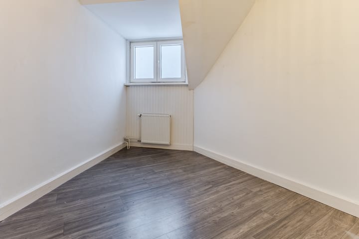 Photo 19 of Jan Willem Frisostraat 39-B