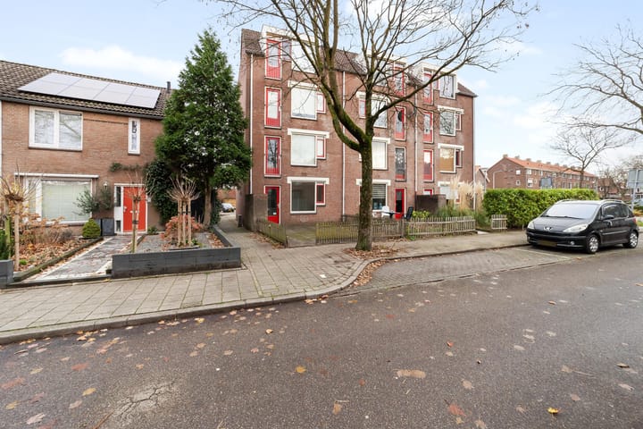 Foto 23 van Bosbesstraat 6-E