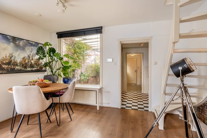 Foto 11 van van Strijenstraat 46