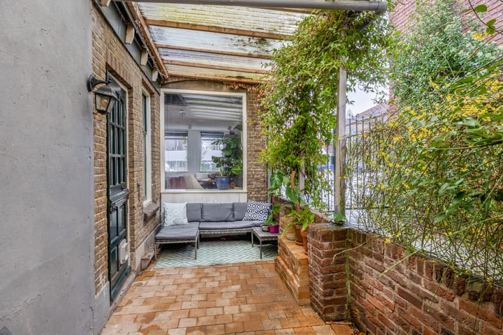 Foto 15 van van Strijenstraat 46