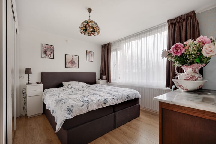 Photo 11 of Troelstralaan 73