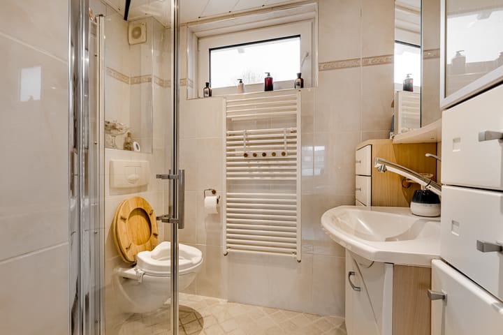 Photo 14 of Troelstralaan 73