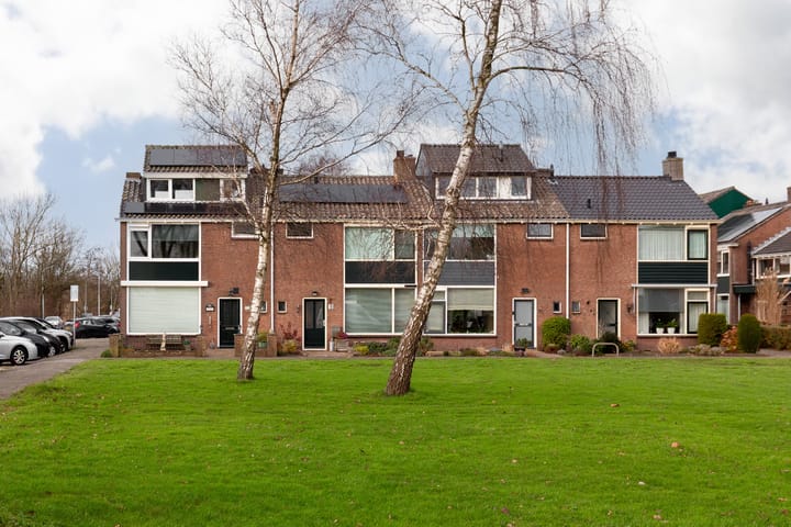 Photo 22 of Troelstralaan 73