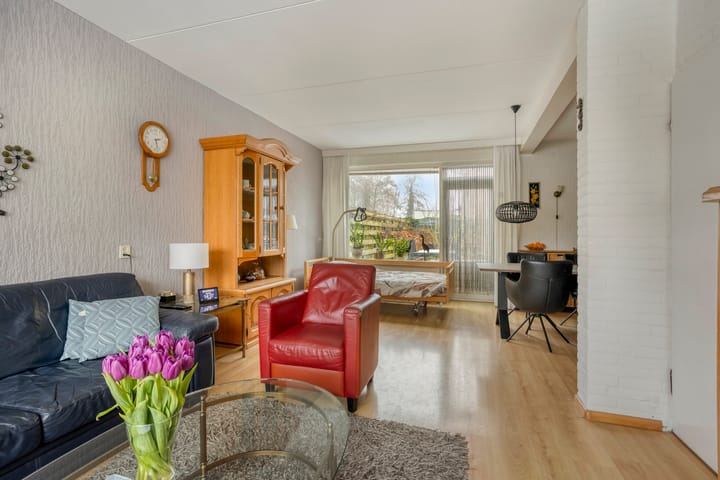 Foto 11 van It String 18