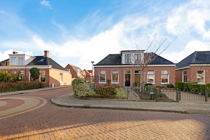 Foto 8 van Scharreweersterweg 19