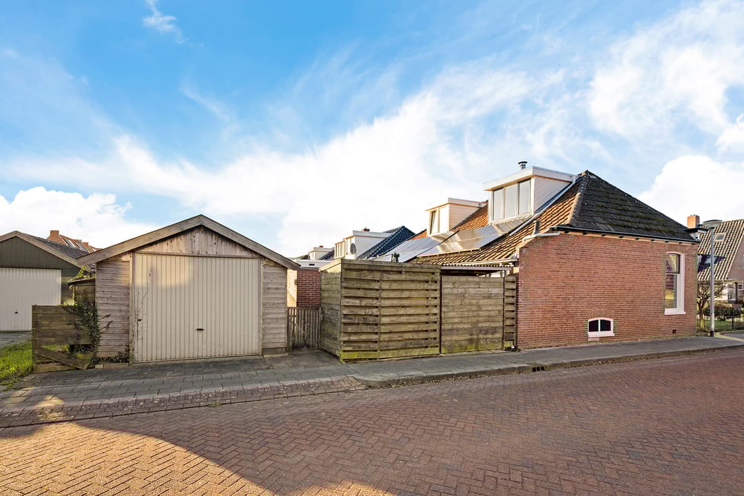 Foto 17 van Scharreweersterweg 19