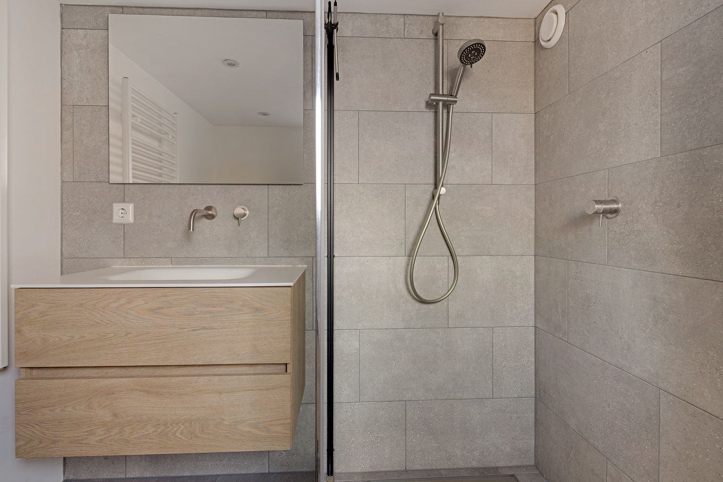 Foto 35 van Scharreweersterweg 19