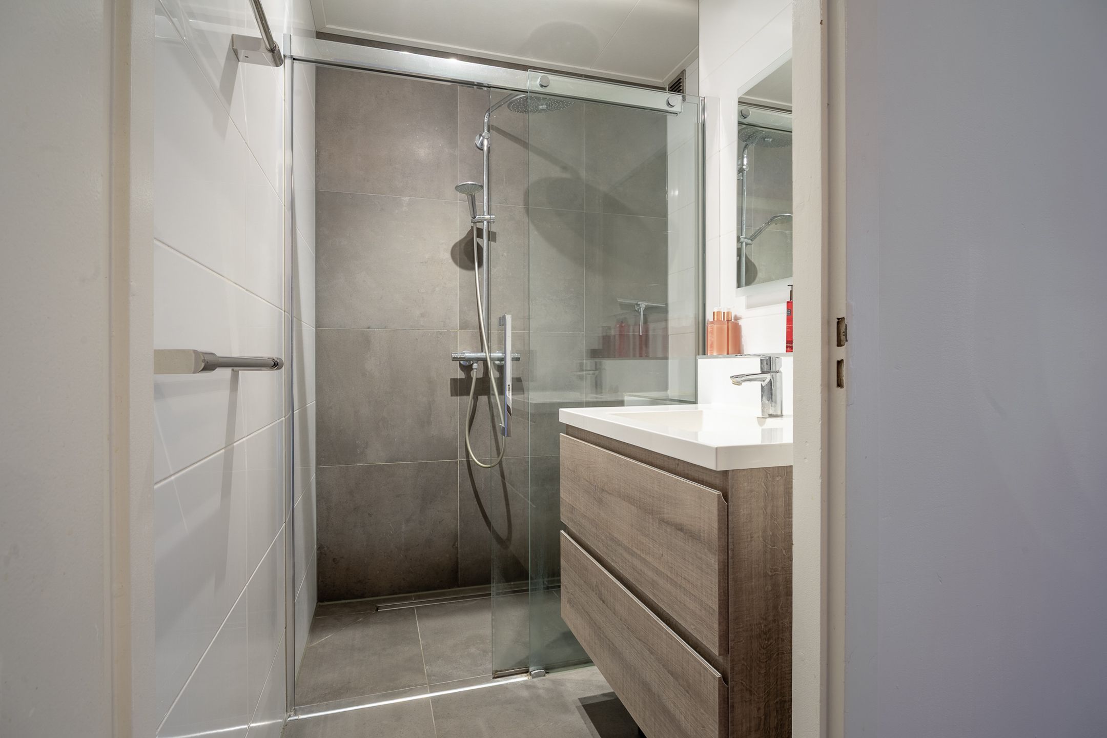 Photo 3 of Hobokenstraat 485